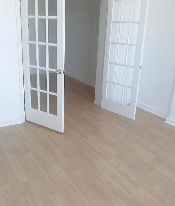 1st image of 717 Henry St APT 1R