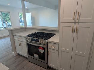 2041 S Spinnaker St APT 2, Anaheim, CA 92802