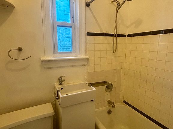 4th image of 6031 Tyler Pl #2