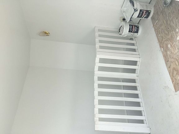 3rd image of 538 E 14th St APT 20