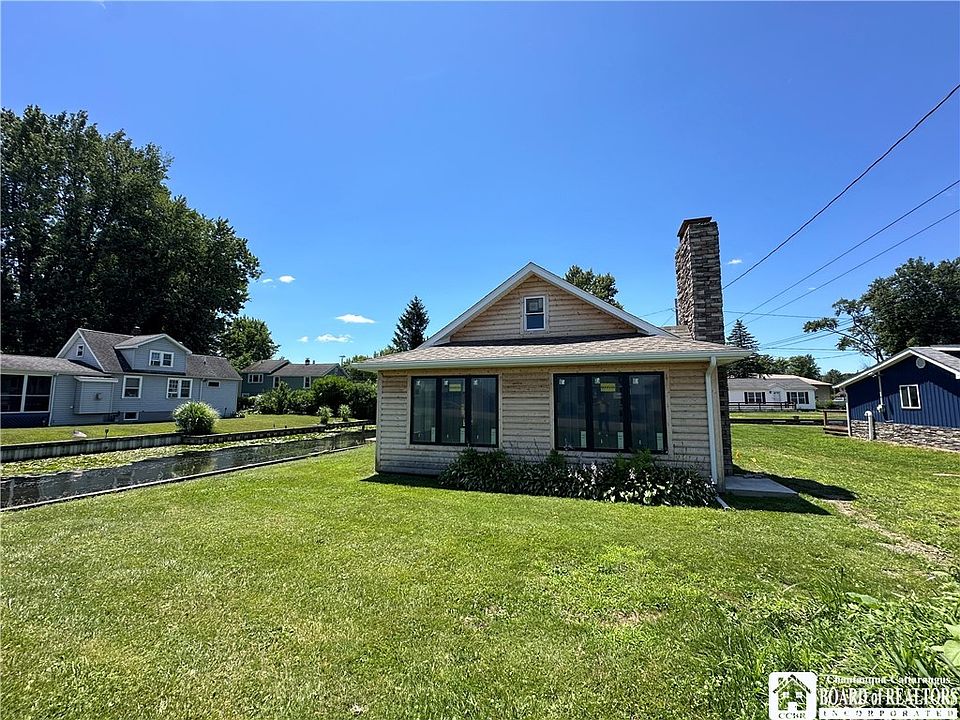 1st image of 2385 Lakeside Dr
