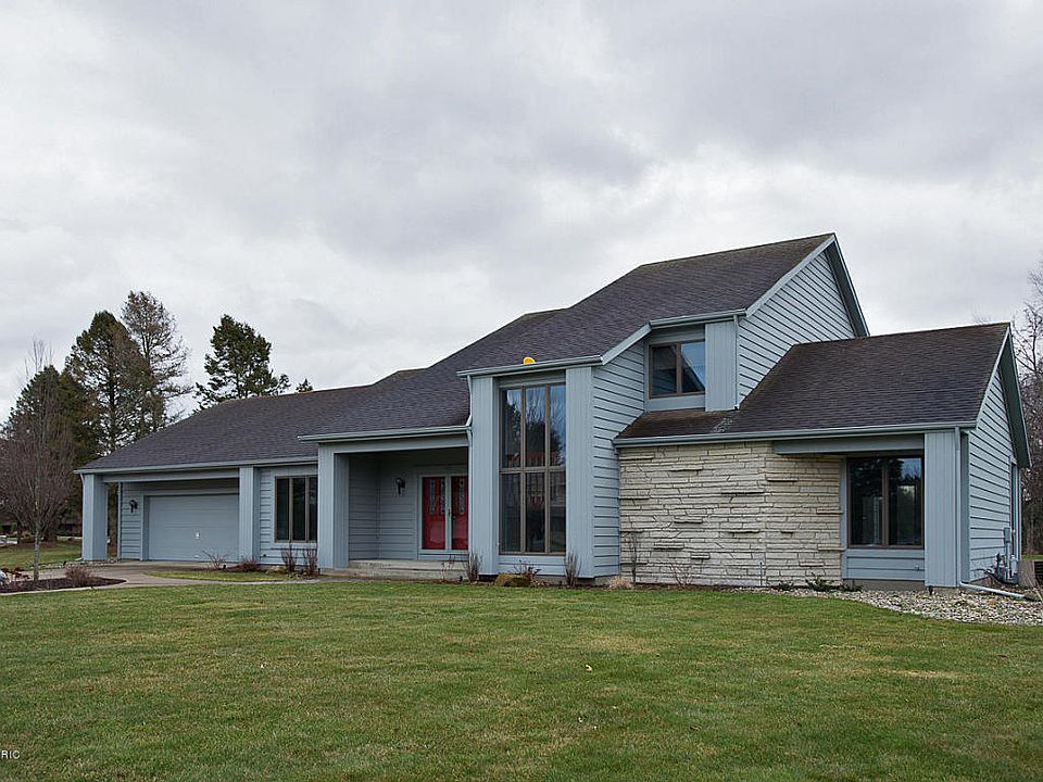 1st image of 102 Whisperwood Ln