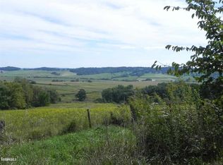 407 E Reusch Rd, Elizabeth, IL 61028