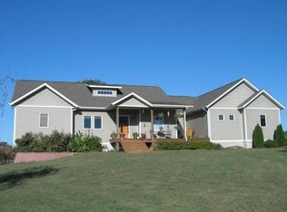 7223 Cameron Dr, Carbondale, IL 62902