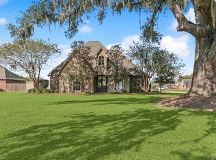 44388 Stringer Bridge Rd, Saint Amant, LA 70774