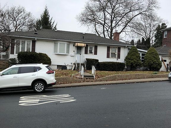 3rd image of 69 Seneca Ave