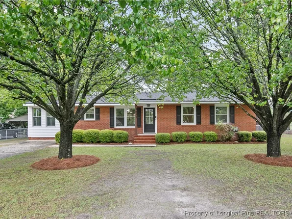 1833 Faber St, Fayetteville, NC 28304