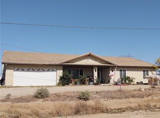 9373 Nevada Rd, Phelan, CA 92371