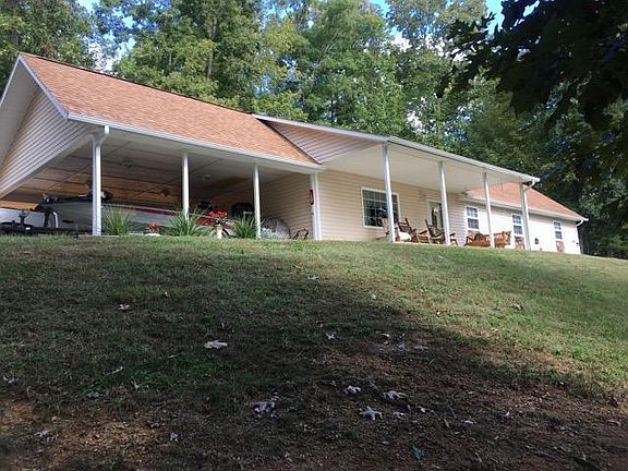 3rd image of 707 E Muskogee Dr
