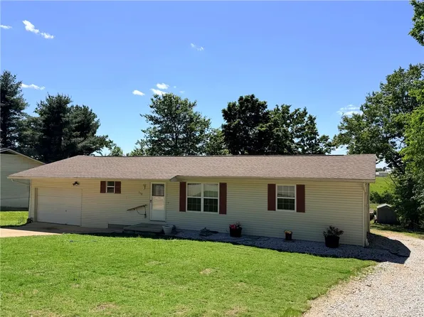118 Brewer St, Harrison, AR 72601