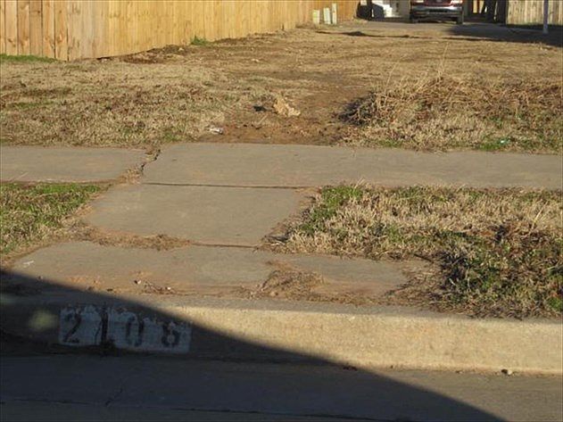 2nd image of 2106 Westmore Dr