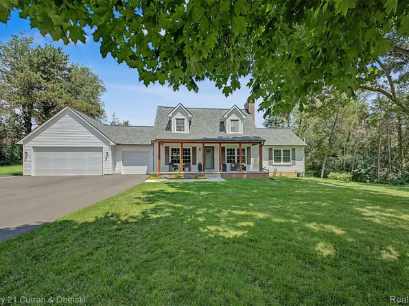 7680 Briarwood Cir, Brighton, MI 48116