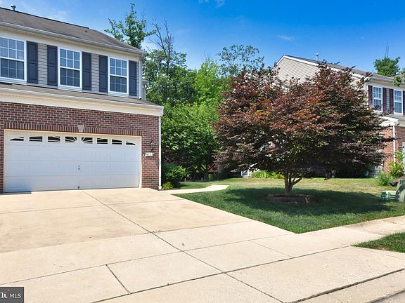 2nd image of 4725 Thistle Hill Dr