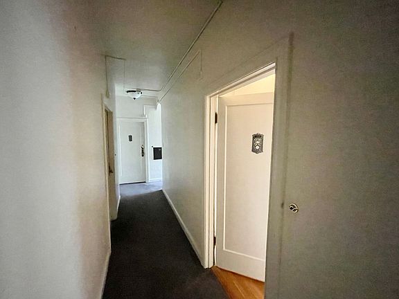5th image of 1261 Broderick St #203