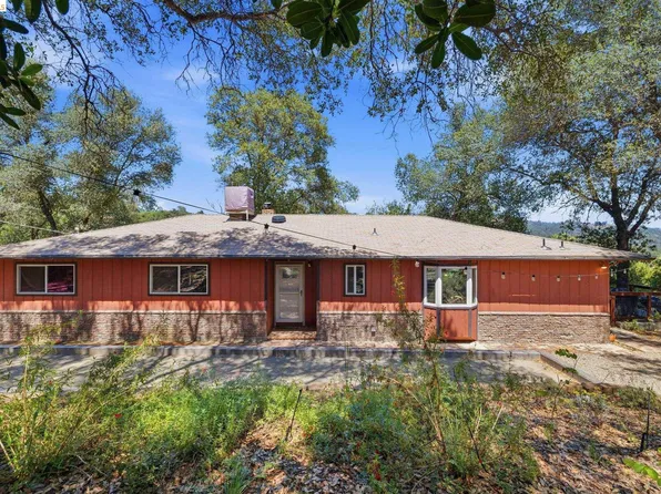 20571 Eureka Dr, Sonora, CA 95370