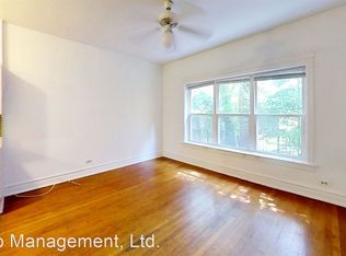 4651 N Malden St APT 1E, Chicago, IL 60640