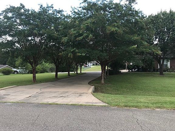 2nd image of 57 Long Lake Dr