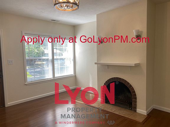 4th image of 2793 Freeport Blvd