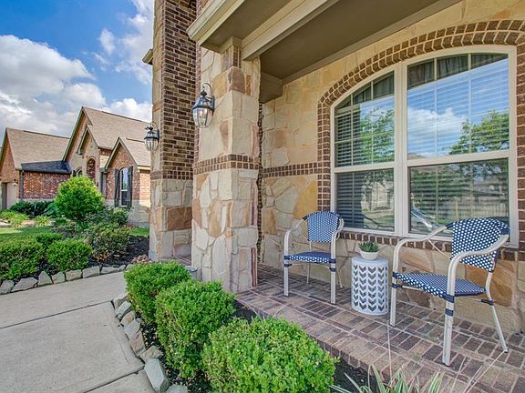 3rd image of 13415 Cameron Reach Drive