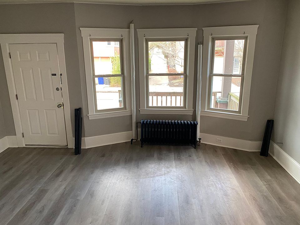 1st image of 1467 W 84th St #4