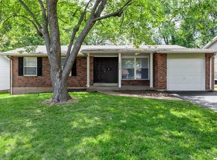 6829 Thurston Ave, Saint Louis, MO 63134