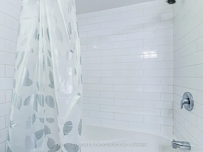39 Meadowland Dr — Photo 21