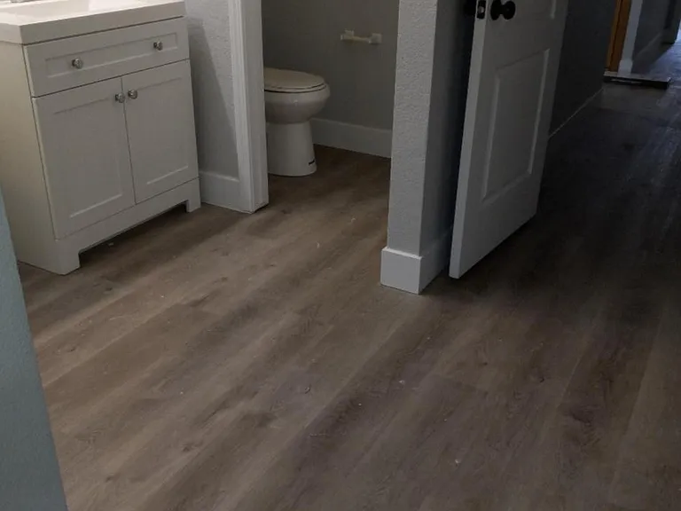 685 Helen Dr — Photo 5