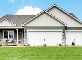 1400 136th St W, Rosemount, MN 55068