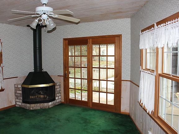 5th image of 2243 Dellridge Ave