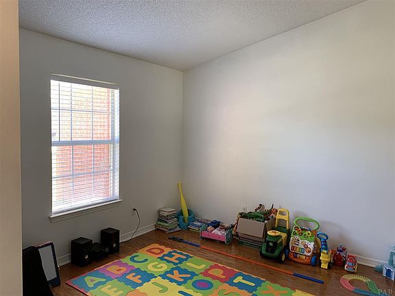 4th image of 5613 Chanterelle Cir