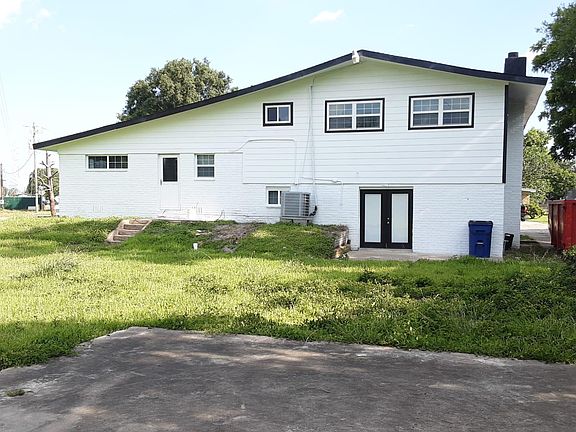2nd image of 6218 Carver Ave