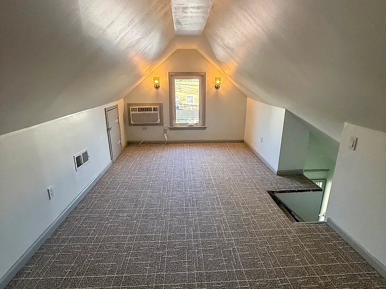 319 Main St #2 — Photo 8