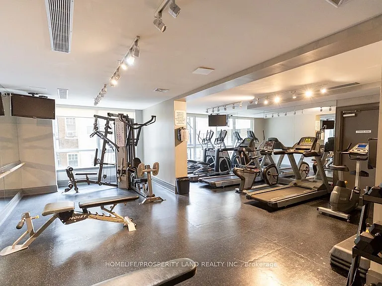 35 Hayden St #513 — Photo 8
