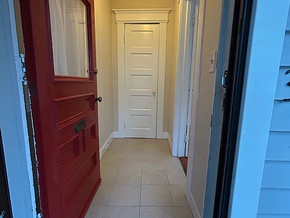 3rd image of 37 Pardee Pl