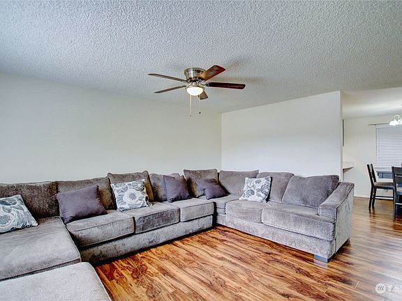 3rd image of 5109 S 297th Place
