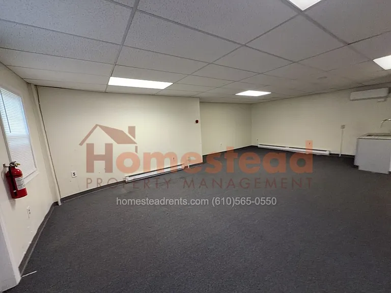 532 Dekalb St — Photo 12