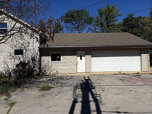 2nd image of 135 N West St