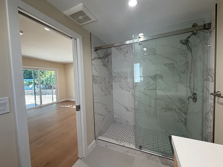 3530 Middlefield Rd — Photo 13