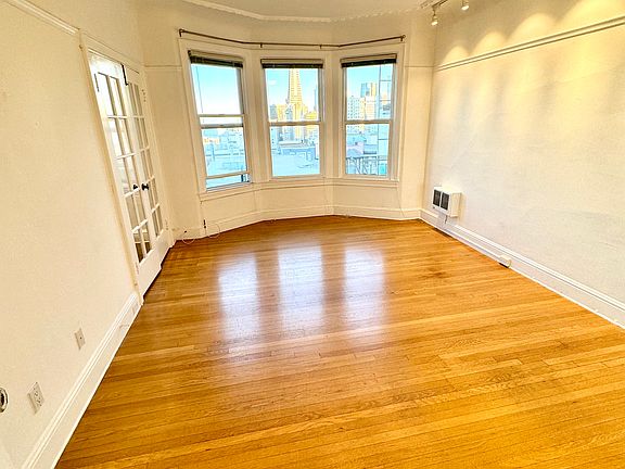 2nd image of 1025 Jackson St #22