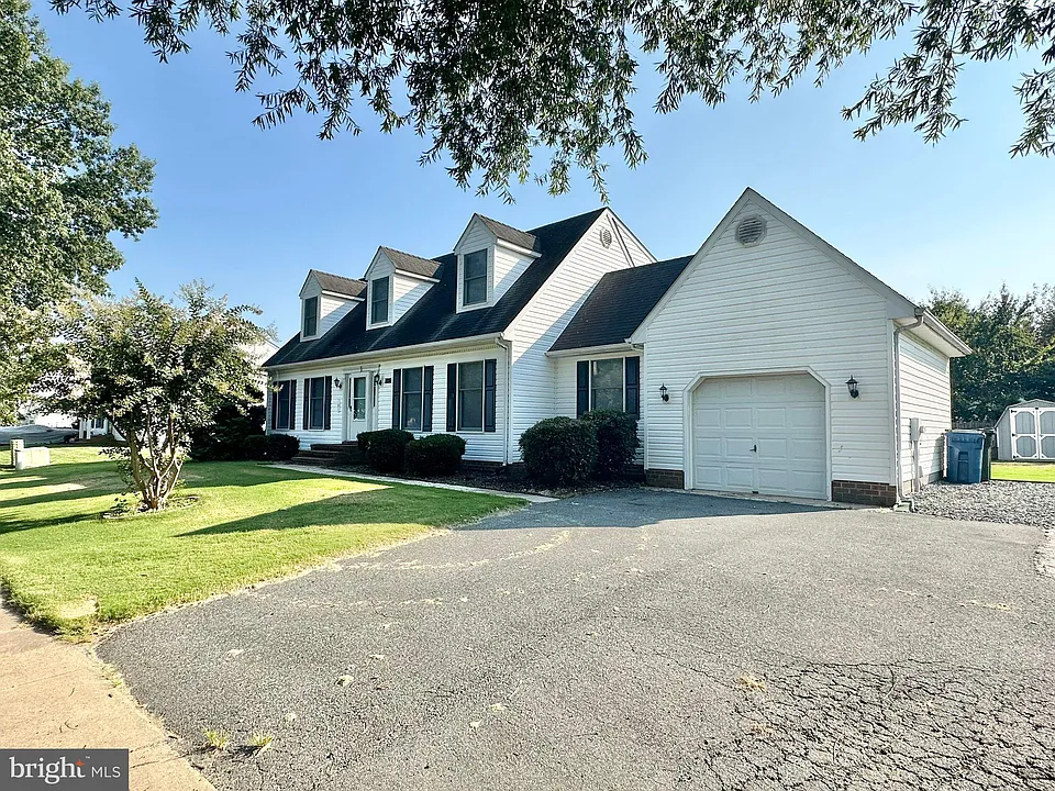 8337 Colony Cir