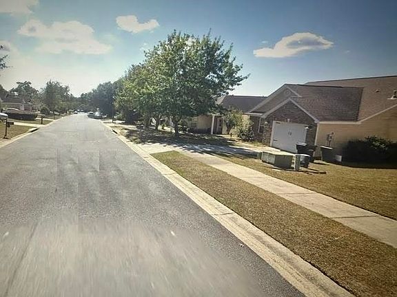 4th image of 3569 Coyote Creek Dr