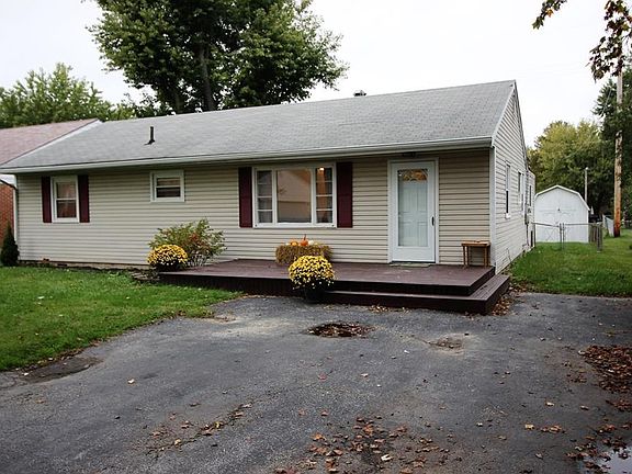 5th image of 102 Knoll Ave