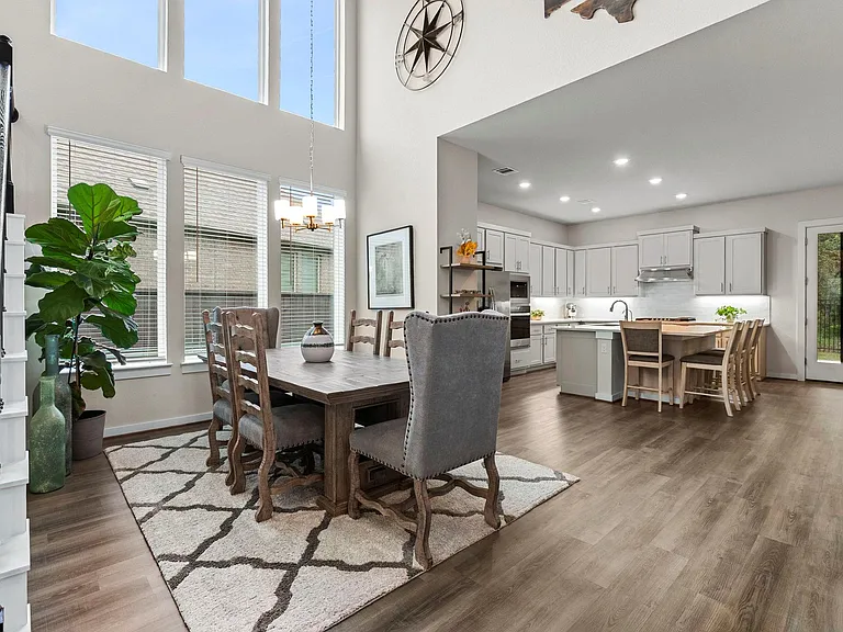 460 Constitution Way — Photo 13