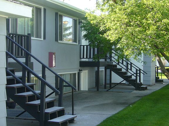 3rd image of 1509-1513 Ernest St #6B