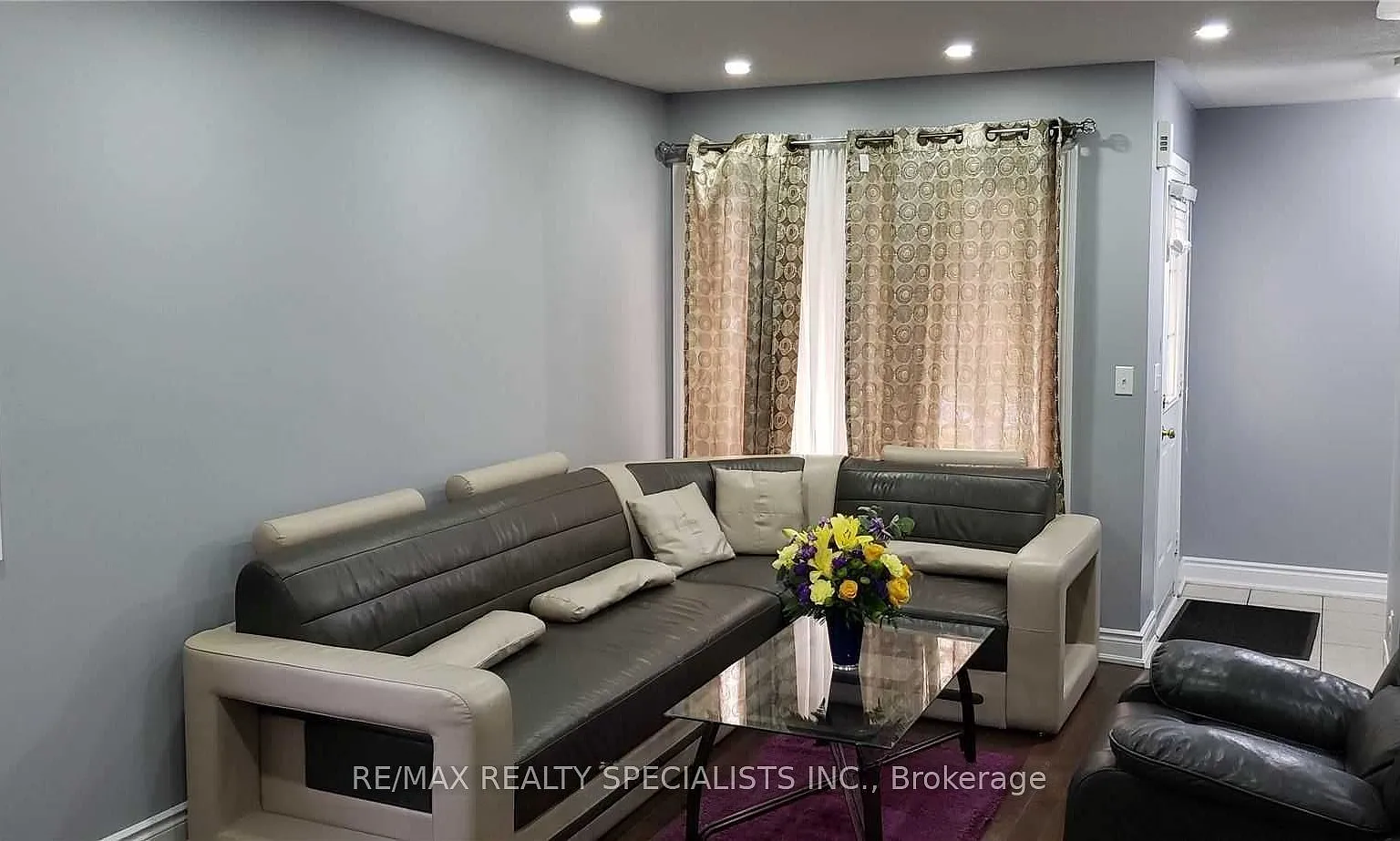 4 bed, $3,200 — Photo 3