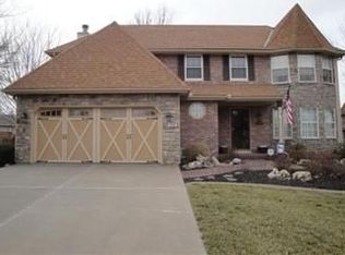 131 Meadow Ct, Leavenworth, KS 66043