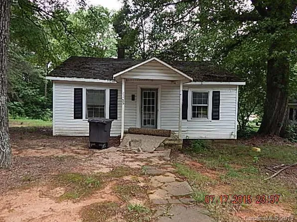1125 Wilmington Ave, Statesville, NC 28677