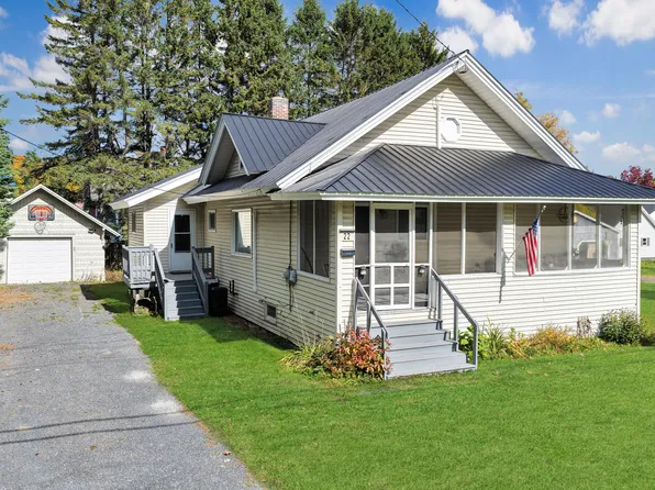 22 Washington Street, Caribou, ME 04736