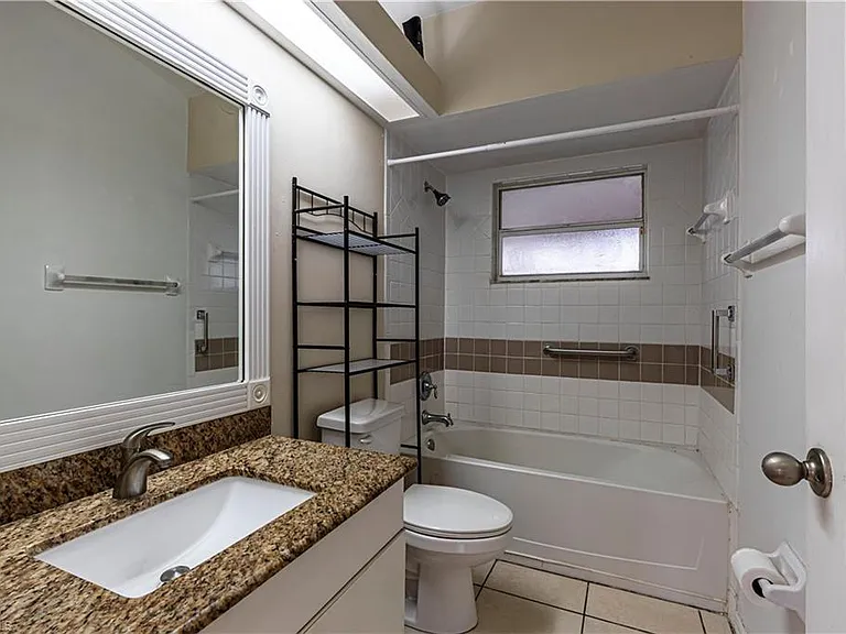 9084 Caloosa Rd — Photo 19