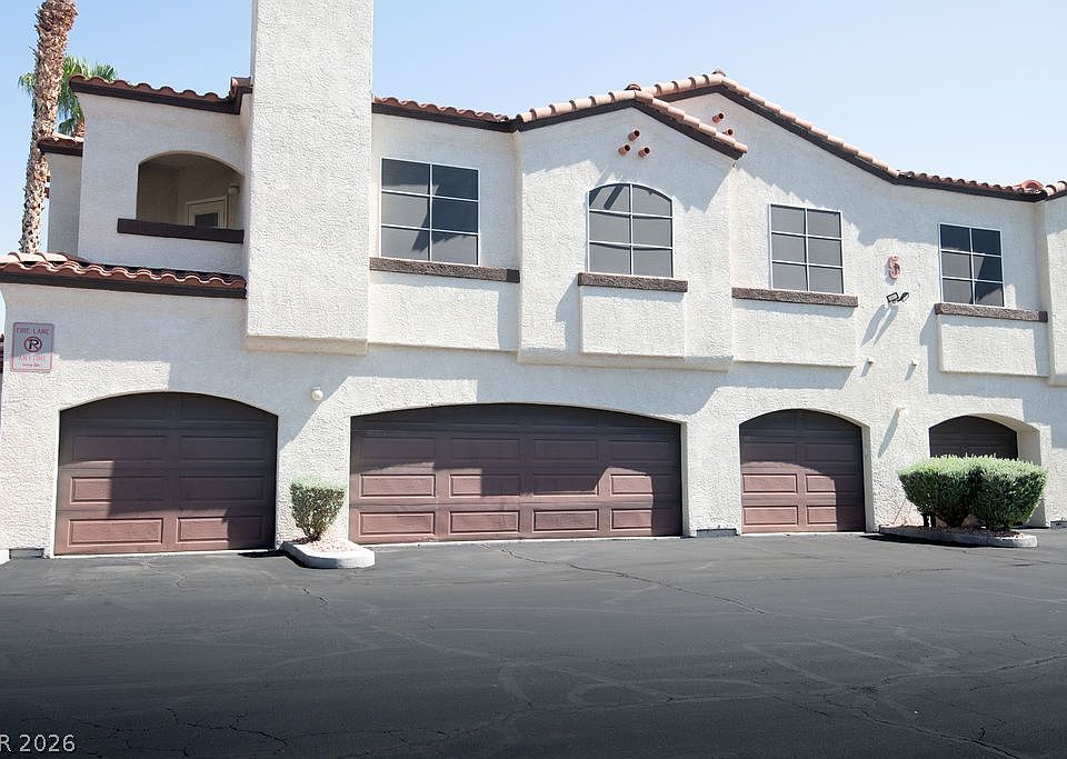 1st image of 2975 Bluegrass Ln APT 524